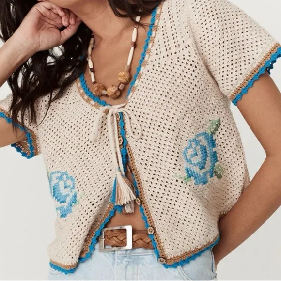 Spell Coastal Granny Short Sleeve Top in Cornflower - Picture 2 of 14